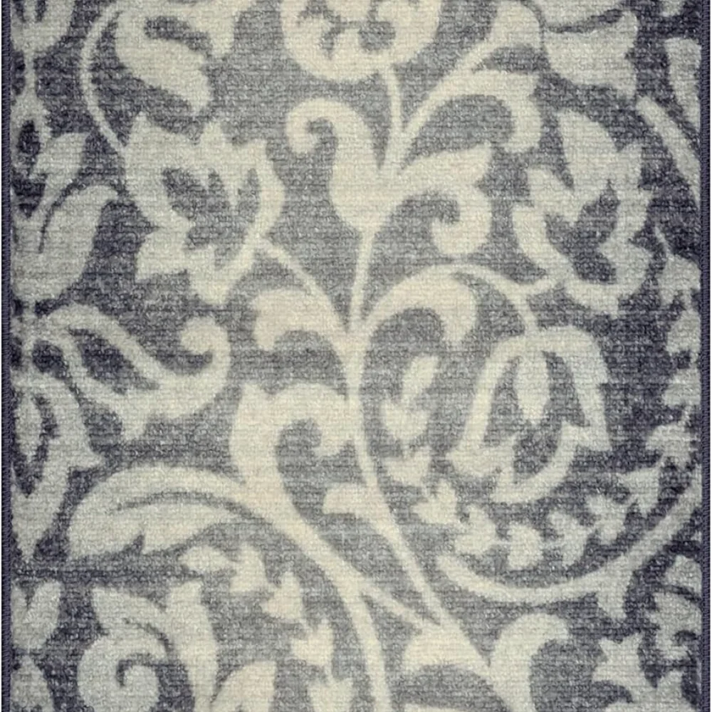 Exeter Floral Accent Rug, 1'8" x 2'10", Grey
