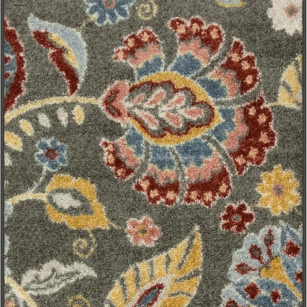 Gardena Floral Accent Rug, 1'8" x 2'10", Grey