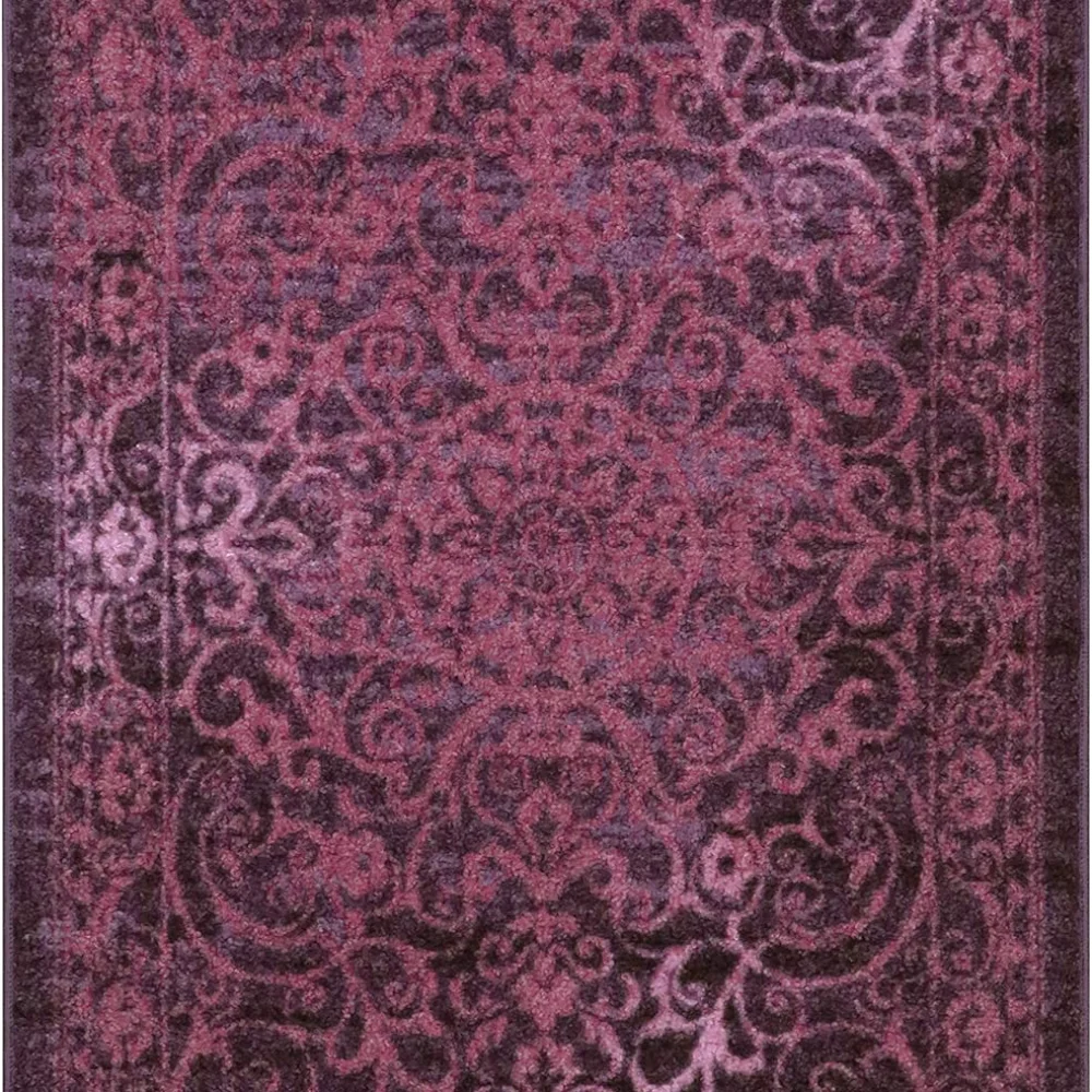 Pelham Vintage Medallion Pet Mat, 4'9" x 7', Wineberry