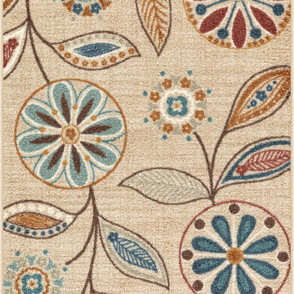 Reggie Floral Accent Rug, 2'6" x 3'10", Beige