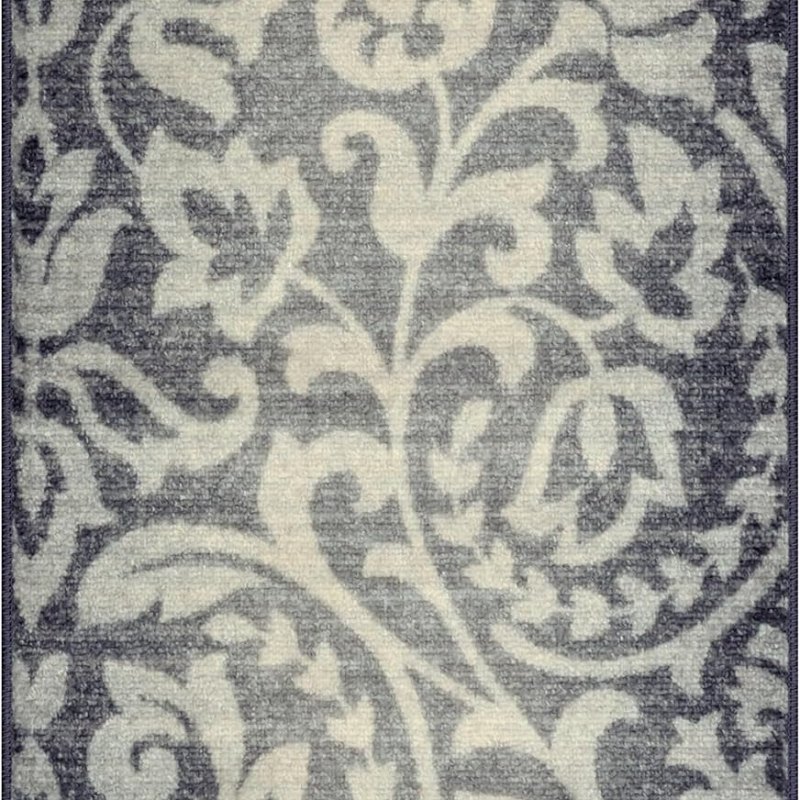Exeter Floral Accent Rug, 1'8" x 2'10", Grey