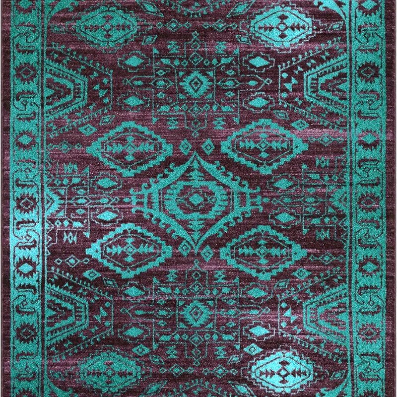 Georgina Traditional Area Rug, 4'9" x 7', Wineberry