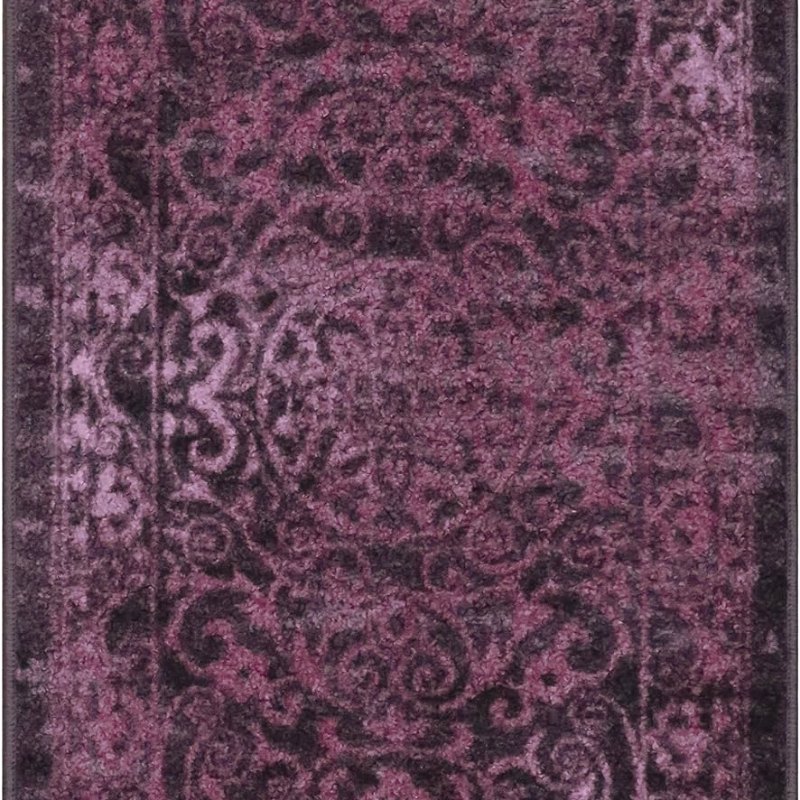 Pelham Vintage Medallion Accent Rug, 2'6" x 3'10", Wineberry