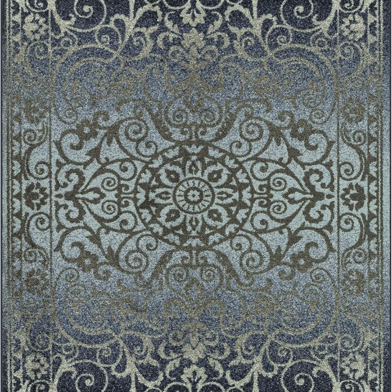 Pelham Vintage Medallion Pet Mat, 4'9" x 7', Navy