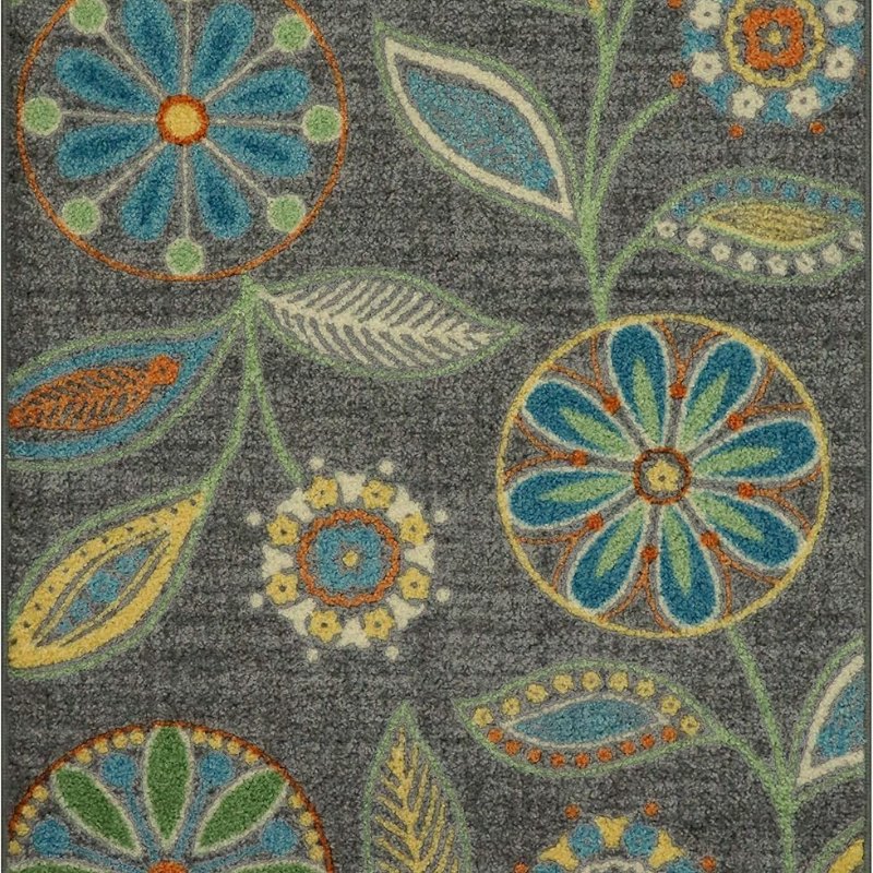 Reggie Floral Accent Rug, 2'6" x 3'10", Dark Grey
